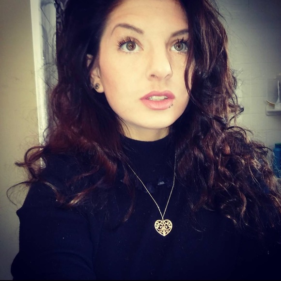 Hello, it’s Jenna and Lari! Thanks for stopping by!! - Picture 13 of 13